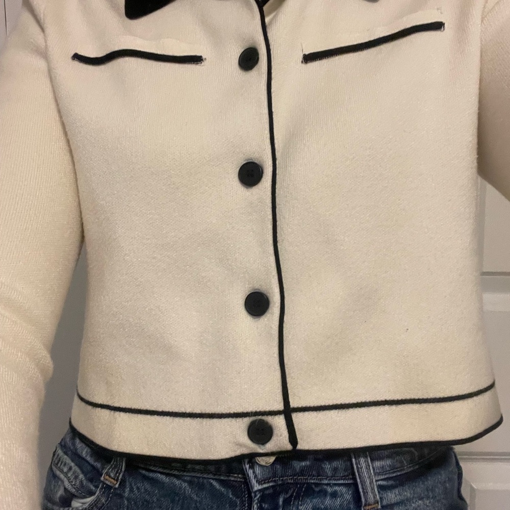 OAK + FORT Cream Blazer with Black Trim
